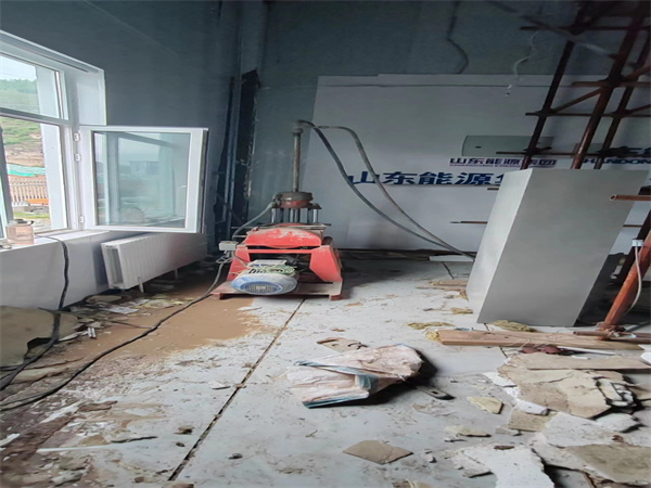 威县地基基础下沉墙体裂缝加固注浆顶升施工